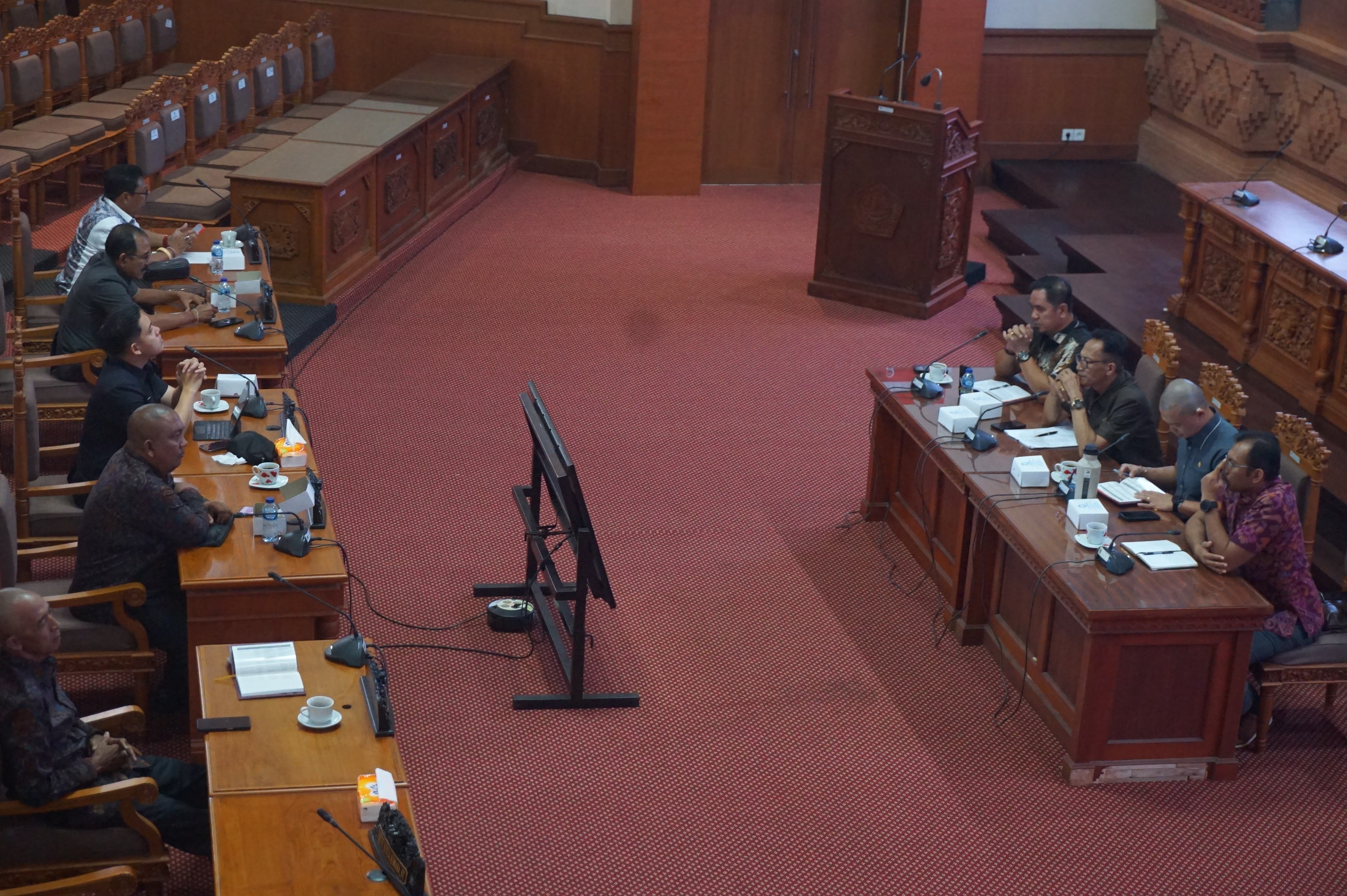 KOMISI I DPRD KOTA DENPASAR SOROTI DATA KEPENDUDUKAN HINGGA RENCANA PENEMBOKAN TAMAN PANCING