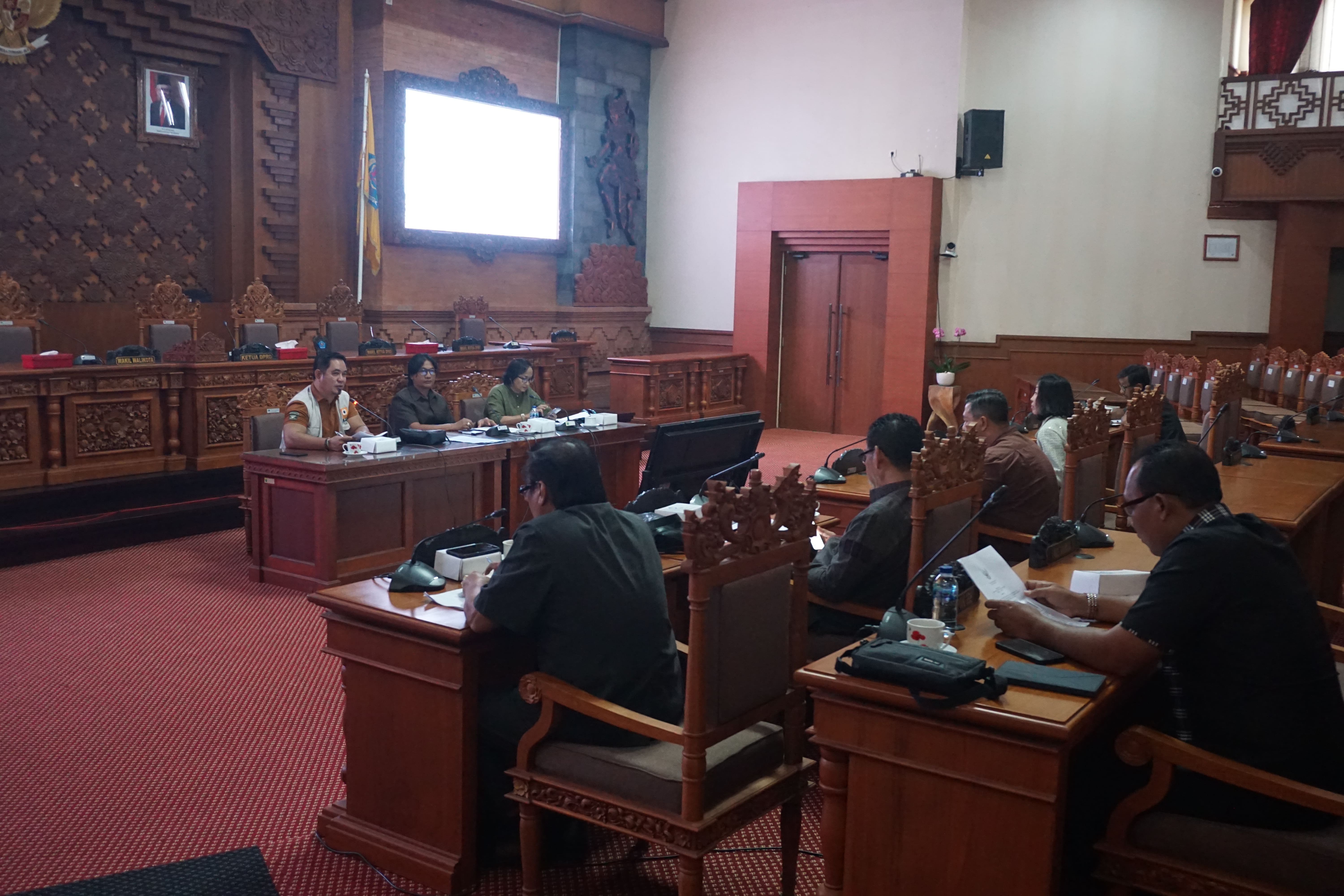 PANSUS XXIX DPRD KOTA DENPASAR MULAI BAHAS RANPERDA TENTANG PENGURANGAN PAJAK DAERAH DAN/ATAU RETRIBUSI DAERAH DI KAWASAN EKONOMI KHUSUS KURA-KURA BALI