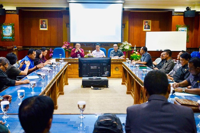 KUNKER KOMISI II & IV DPRD KOTA DENPASAR KE PERUMDA AIR MINUM TIRTA SEWAKADARMA KOTA DENPASAR