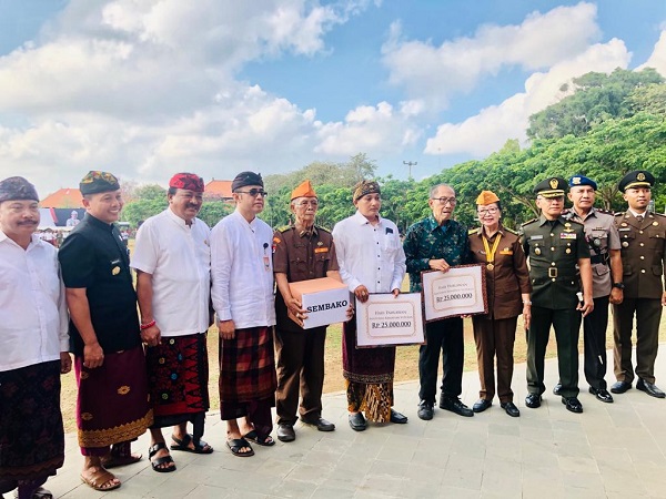 MEMPERINGATI HARI PAHLAWAN 10 NOPEMBER 2019