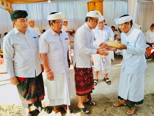 ATIWA – ATIWA LAN ATMA WEDANA DESA PEKRAMAN UBUNG