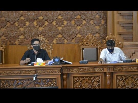  PANSUS IX KEMBALI BAHAS RANPERDA PENYERTAAN MODAL UNTUK PERUMDA TIRTA SEWAKA DARMA.